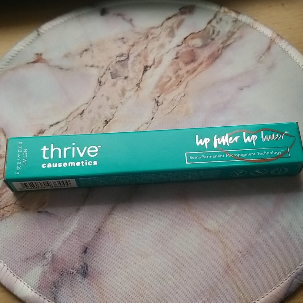 Thrive Causemetics Lip Filler Lip Liner in Kackie